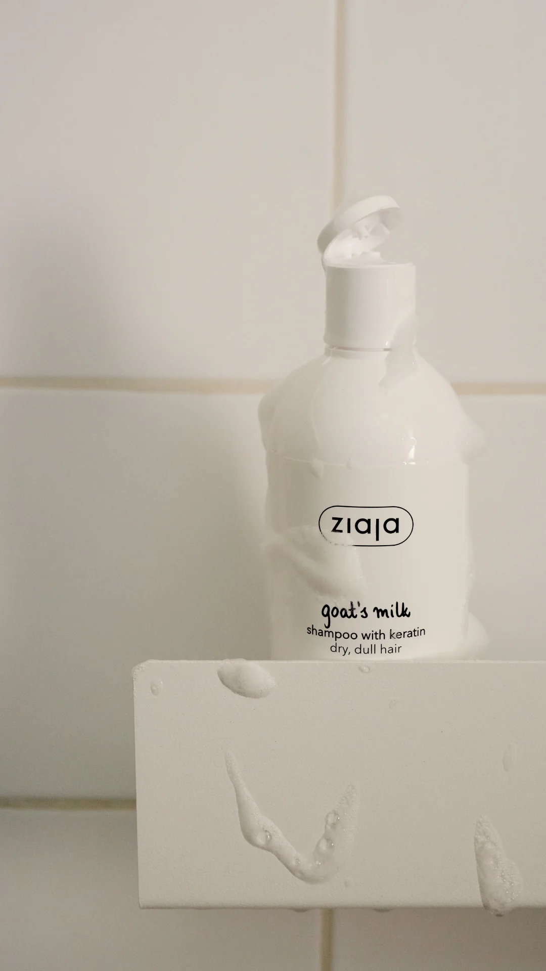 ZIAJA GOAT MILK SHAMPOO WITH KERATIN 400ml - Image 4